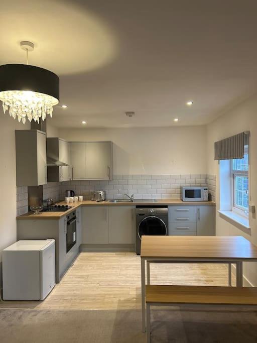 Luxury Countryside Stay - Waters Upton, Telford Esterno foto