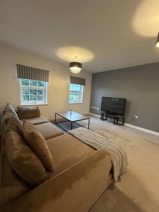 Luxury Countryside Stay - Waters Upton, Telford Esterno foto