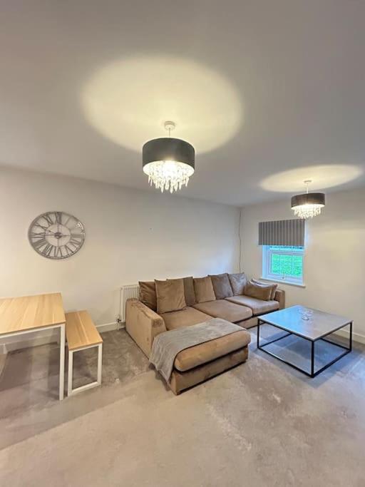 Luxury Countryside Stay - Waters Upton, Telford Esterno foto