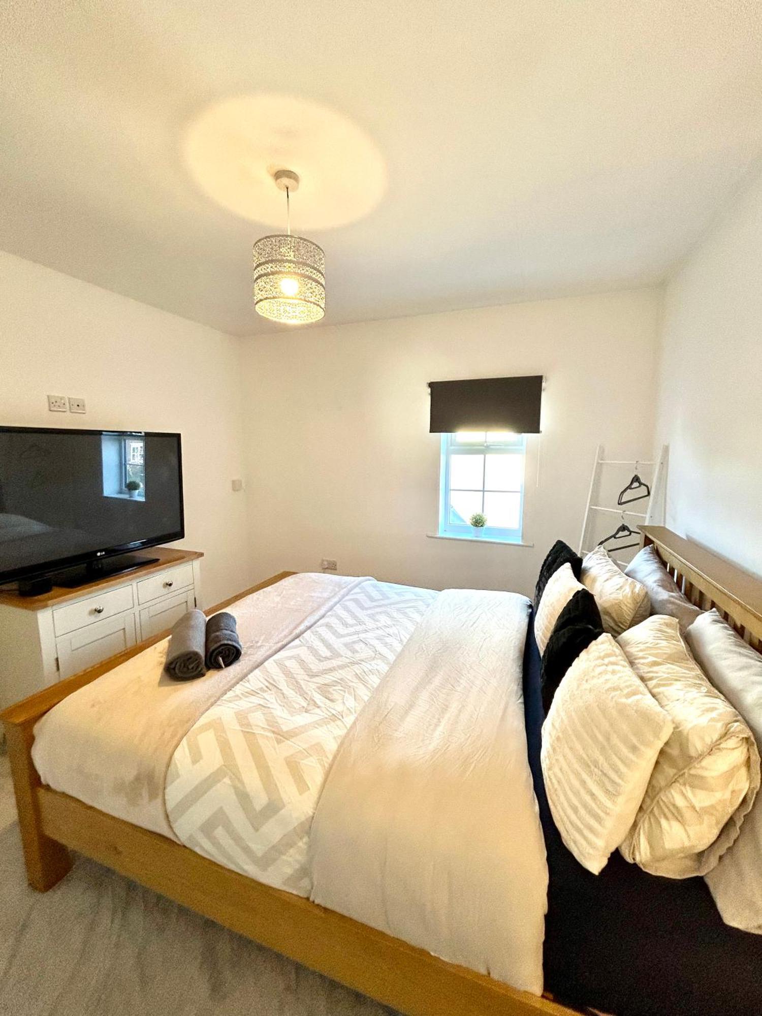 Luxury Countryside Stay - Waters Upton, Telford Esterno foto